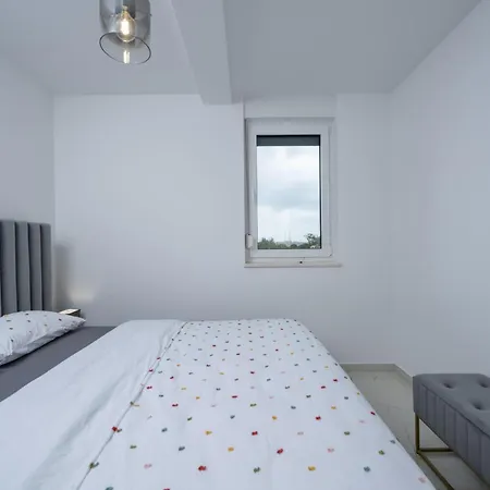 Hani In Apartment